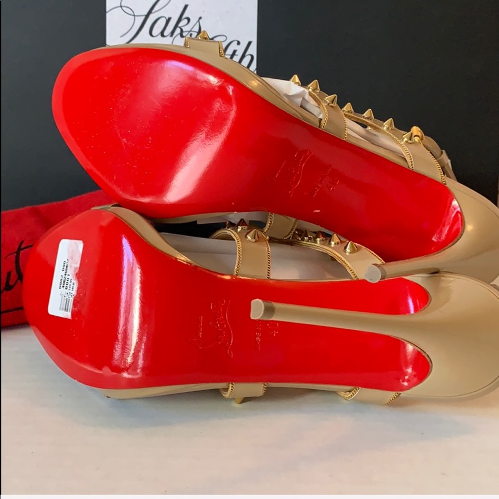 NEW Christian Louboutin Studded Sandal - Picture 5 of 8